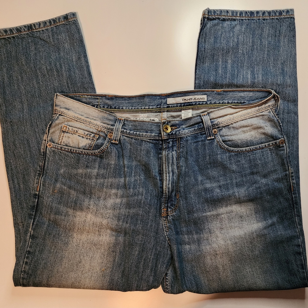 DKNY Men's Classic Blue Jeans